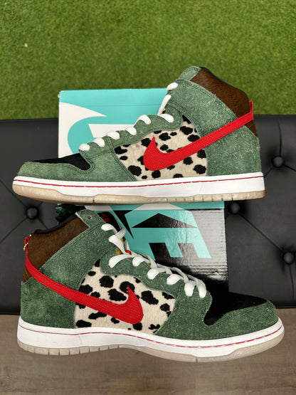Nike SB Dunk High Dog Walker - Size 10.5