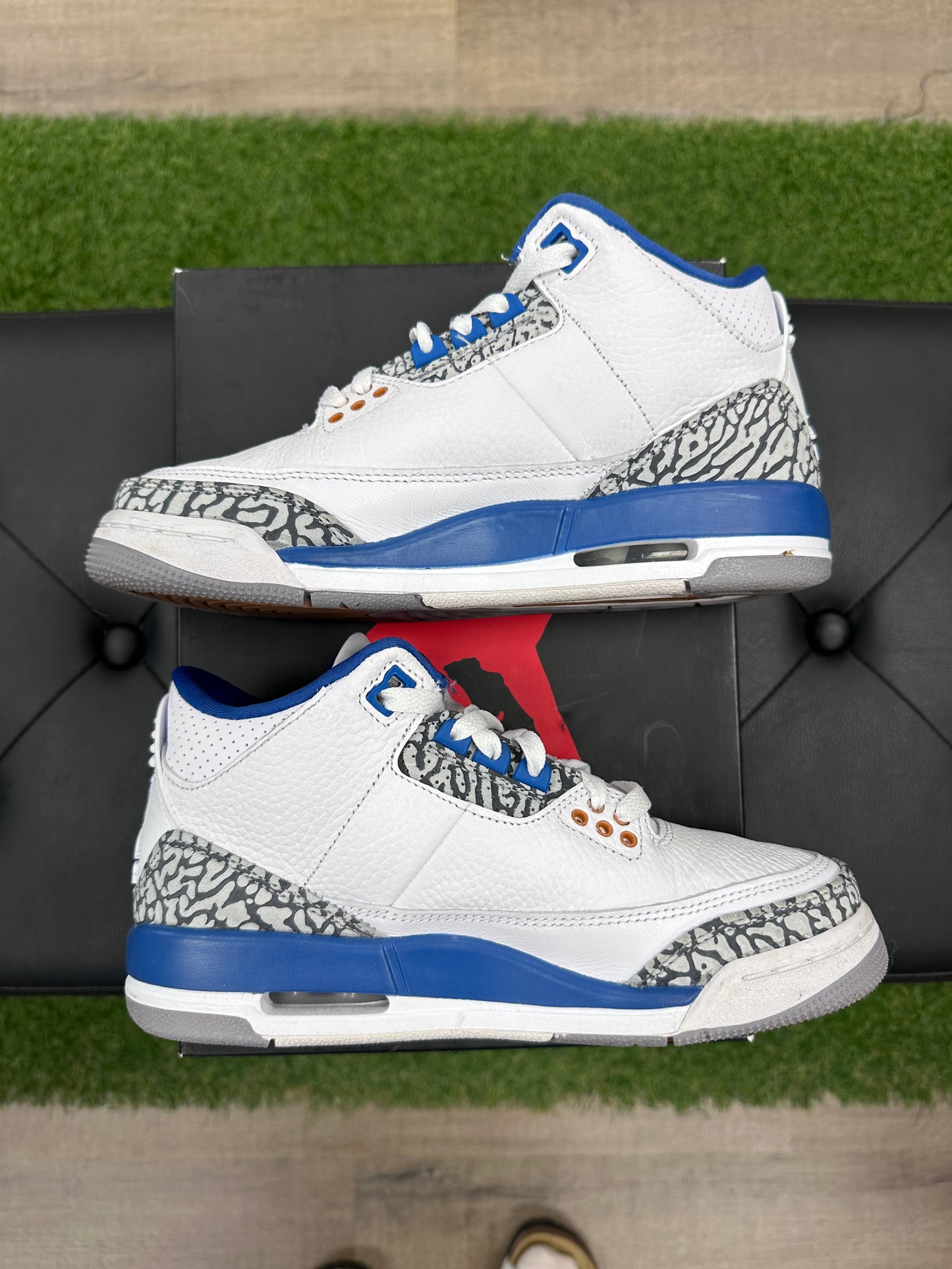 Jordan 3 Retro Wizards (GS) - Size 5Y (U)