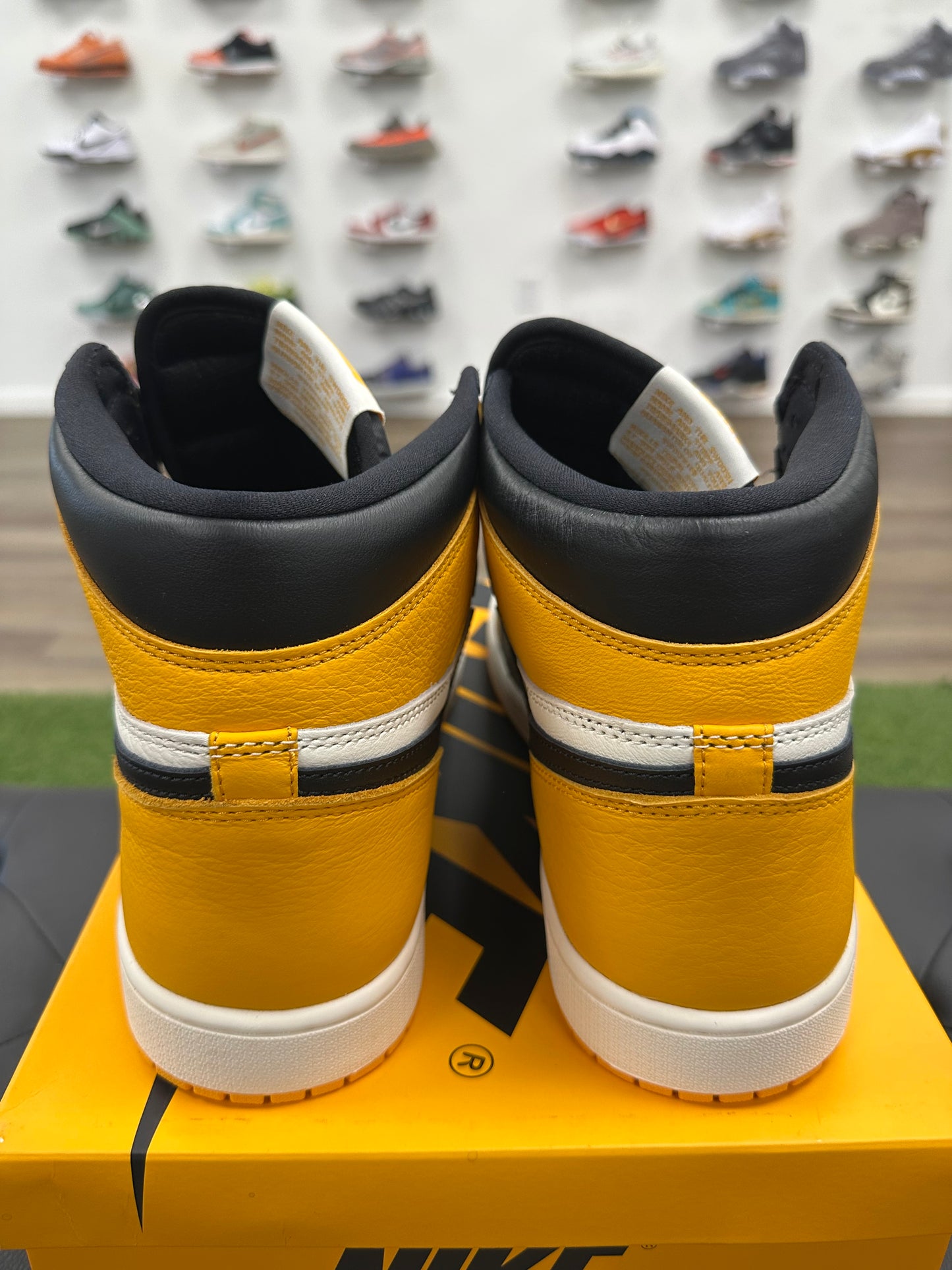 Jordan 1 Retro High OG Taxi - Size 14