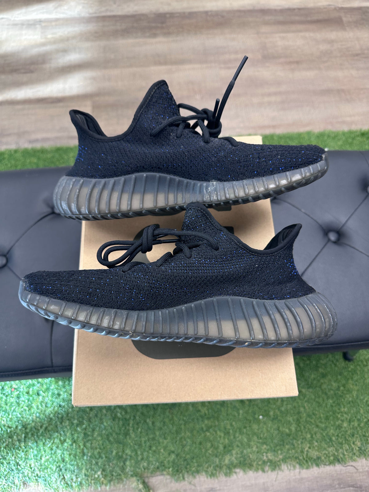 adidas Yeezy Boost 350 V2 Dazzling Blue