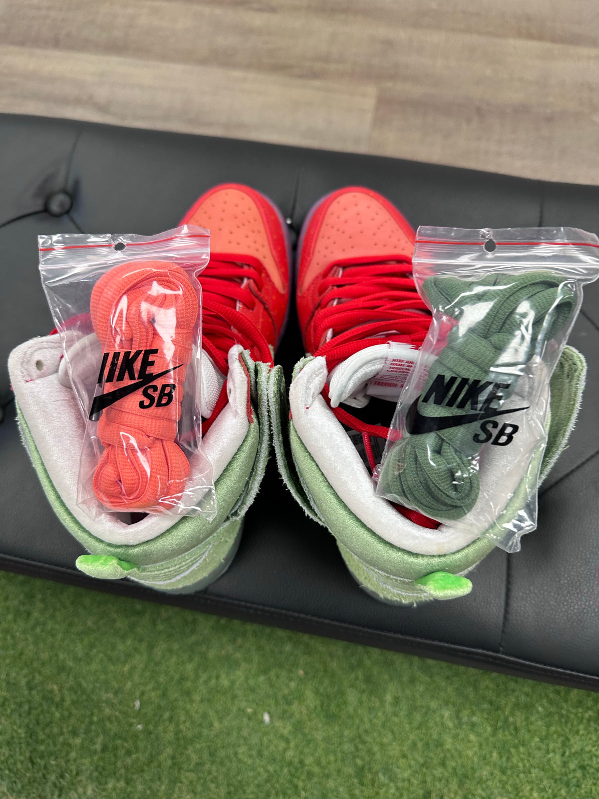 Nike SB Dunk High Strawberry Cough