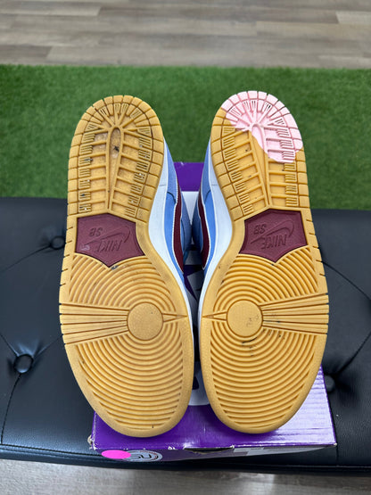 Nike SB Dunk Low Philadelphia Phillies