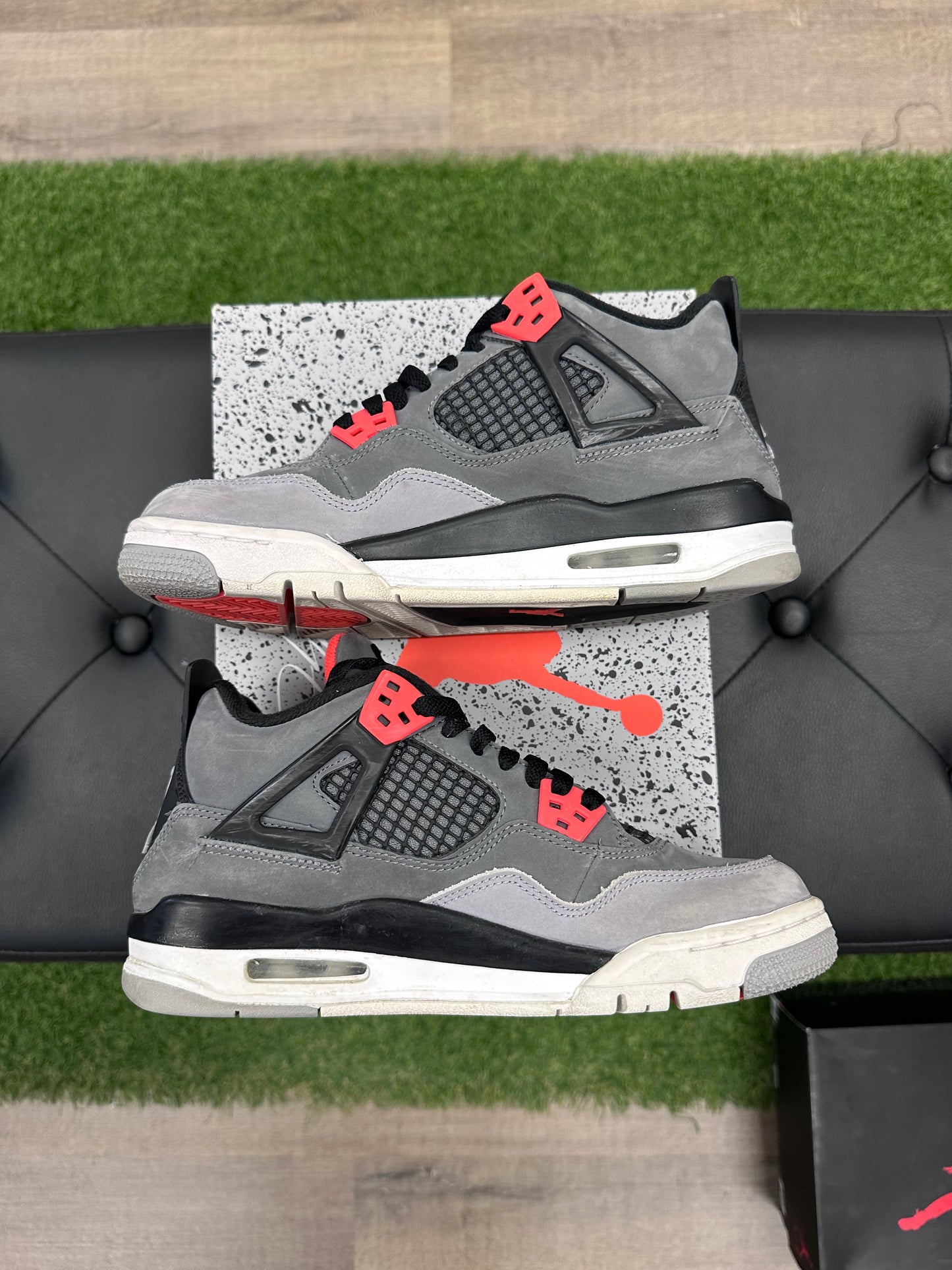 Jordan 4 Retro Infrared (GS) - Size 5Y (U)