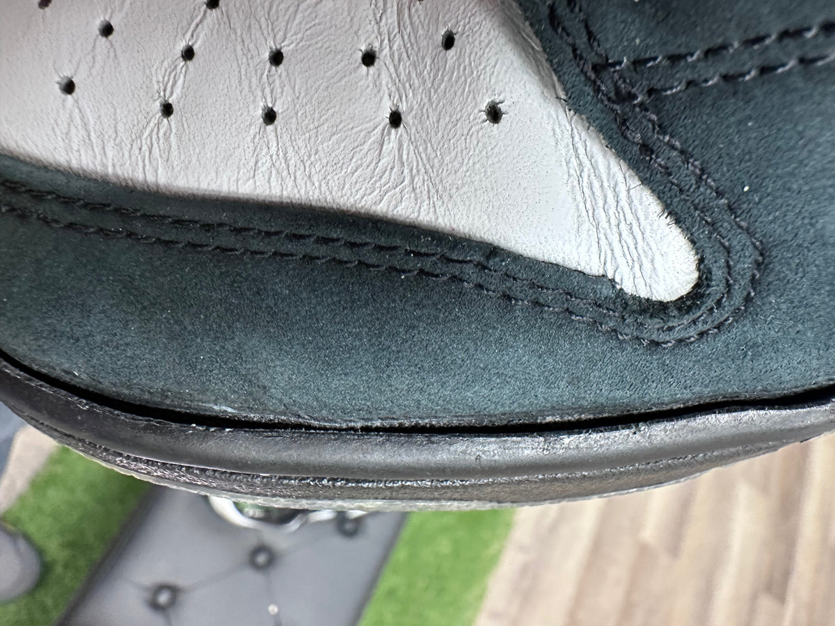 Nike SB Dunk Low Staple Panda Pigeon