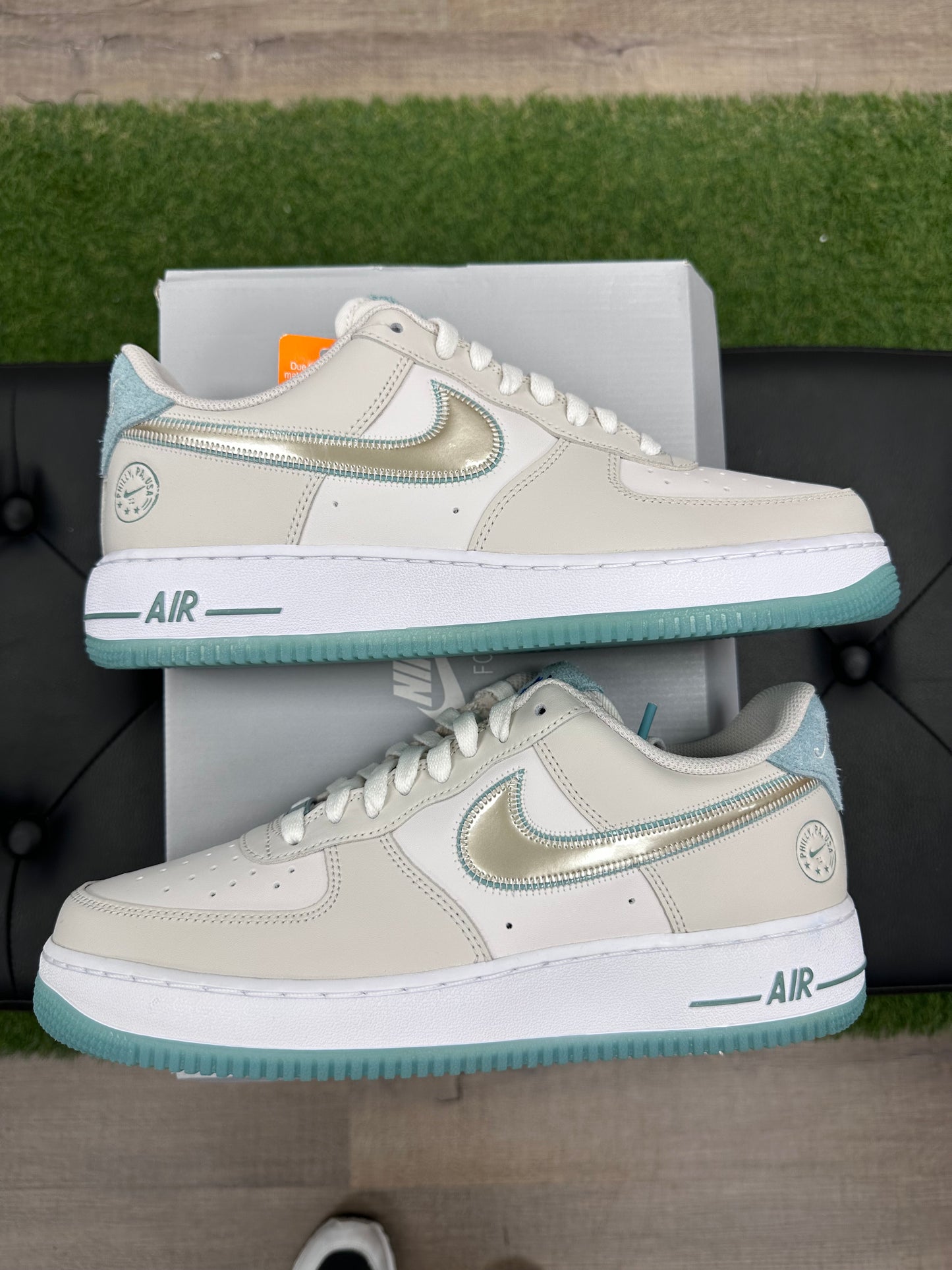 Nike Air Force 1 Low '07 Philadelphia - Size 10.5