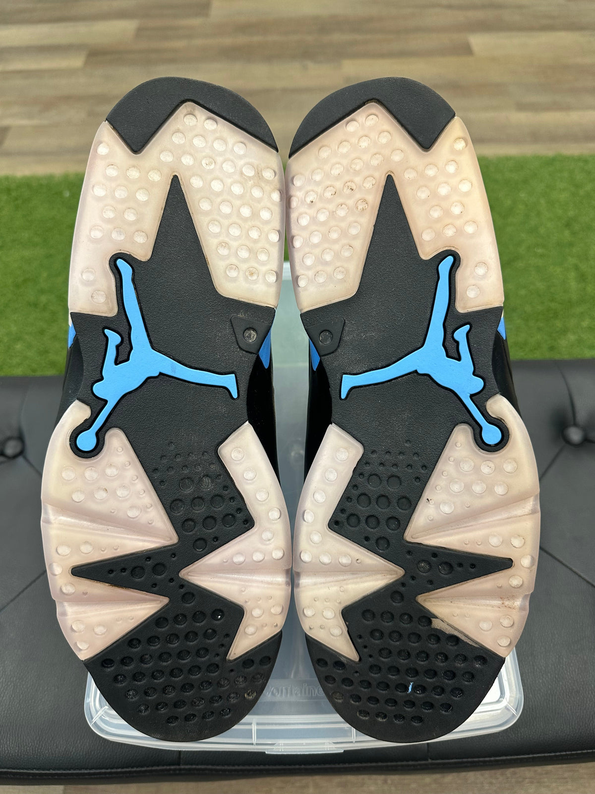Jordan 6 Retro UNC