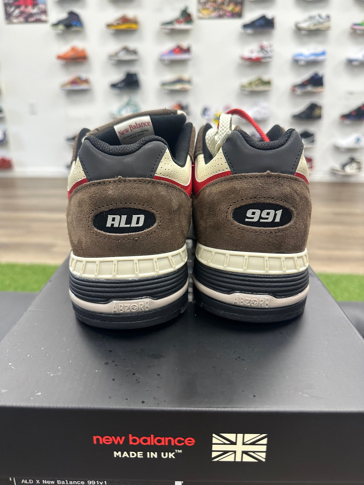New Balance 991 MiUK Aime Leon Dore Chocolate