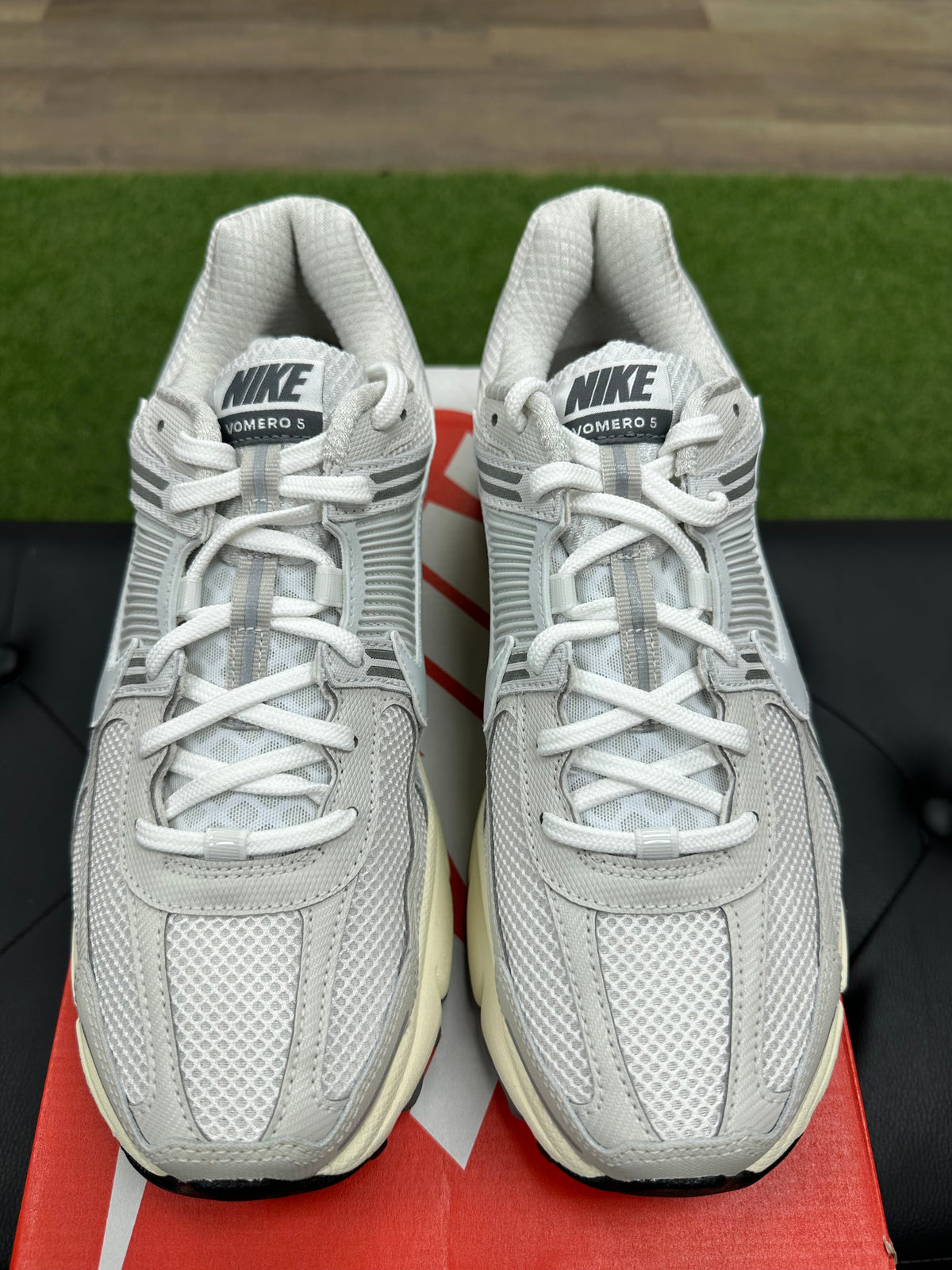 Nike Zoom Vomero 5 Platinum Tint