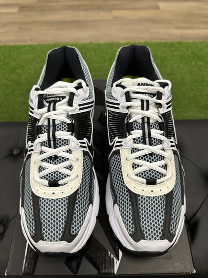 Nike Zoom Vomero 5 SE SP Dark Grey Black White