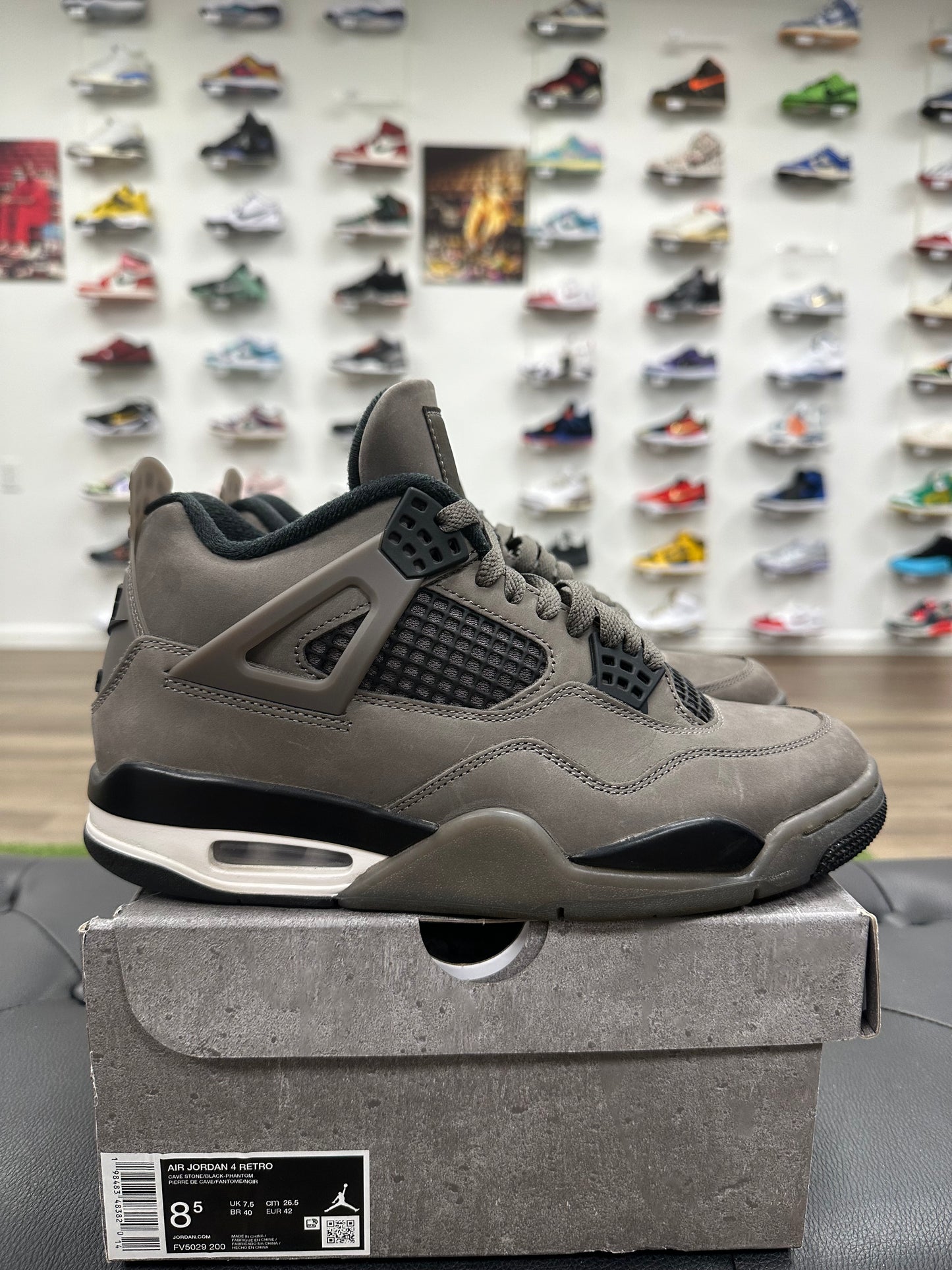 Jordan 4 Retro Cave Stone - Mens (U8.5)