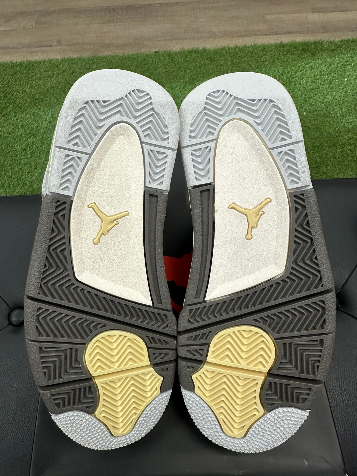 Jordan 4 Retro SE Craft Photon Dust (GS)