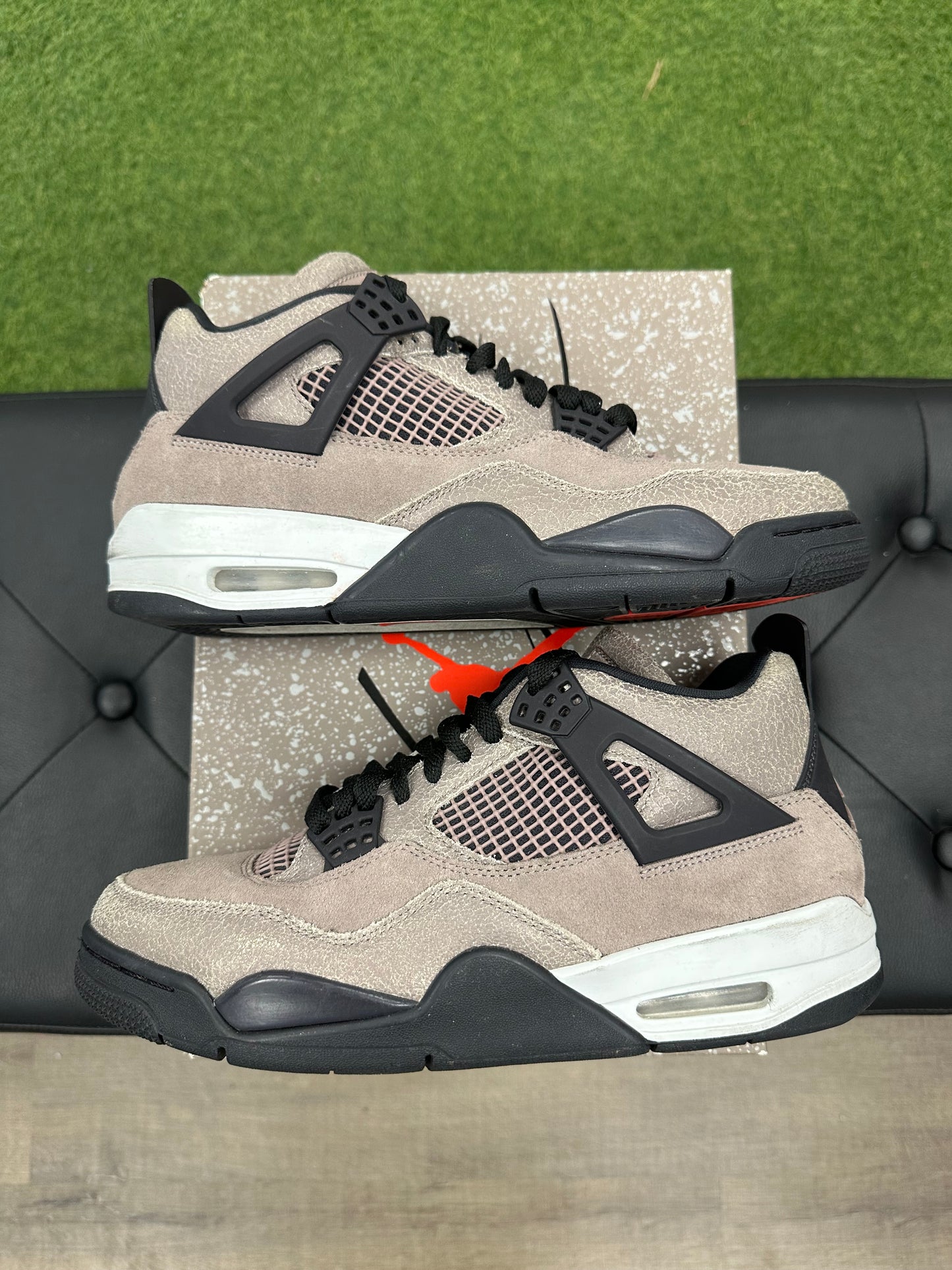 Jordan 4 Retro Taupe Haze - Size 9 (U)