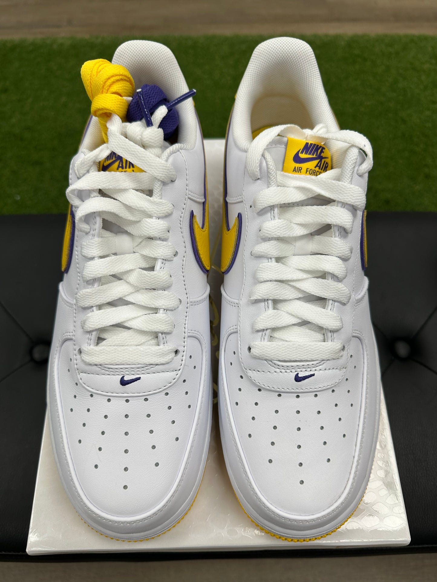 Nike Air Force 1 Low Retro QS Kobe Bryant Lakers Home - Size 11.5