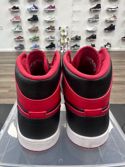 Jordan 1 Mid Alternate Bred (2022) - Size 11 (U)