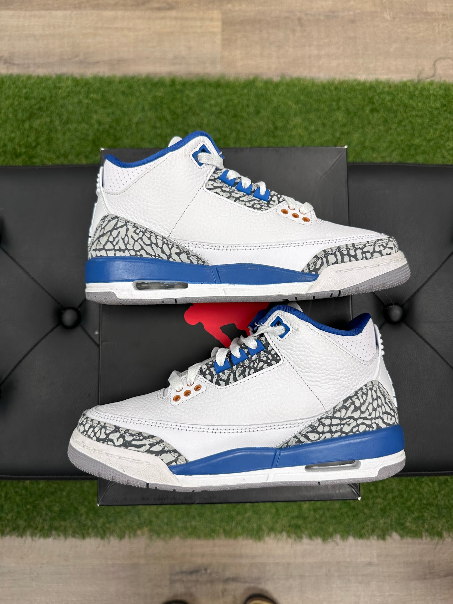 Jordan 3 Retro Wizards (GS) - Size 5Y (U)