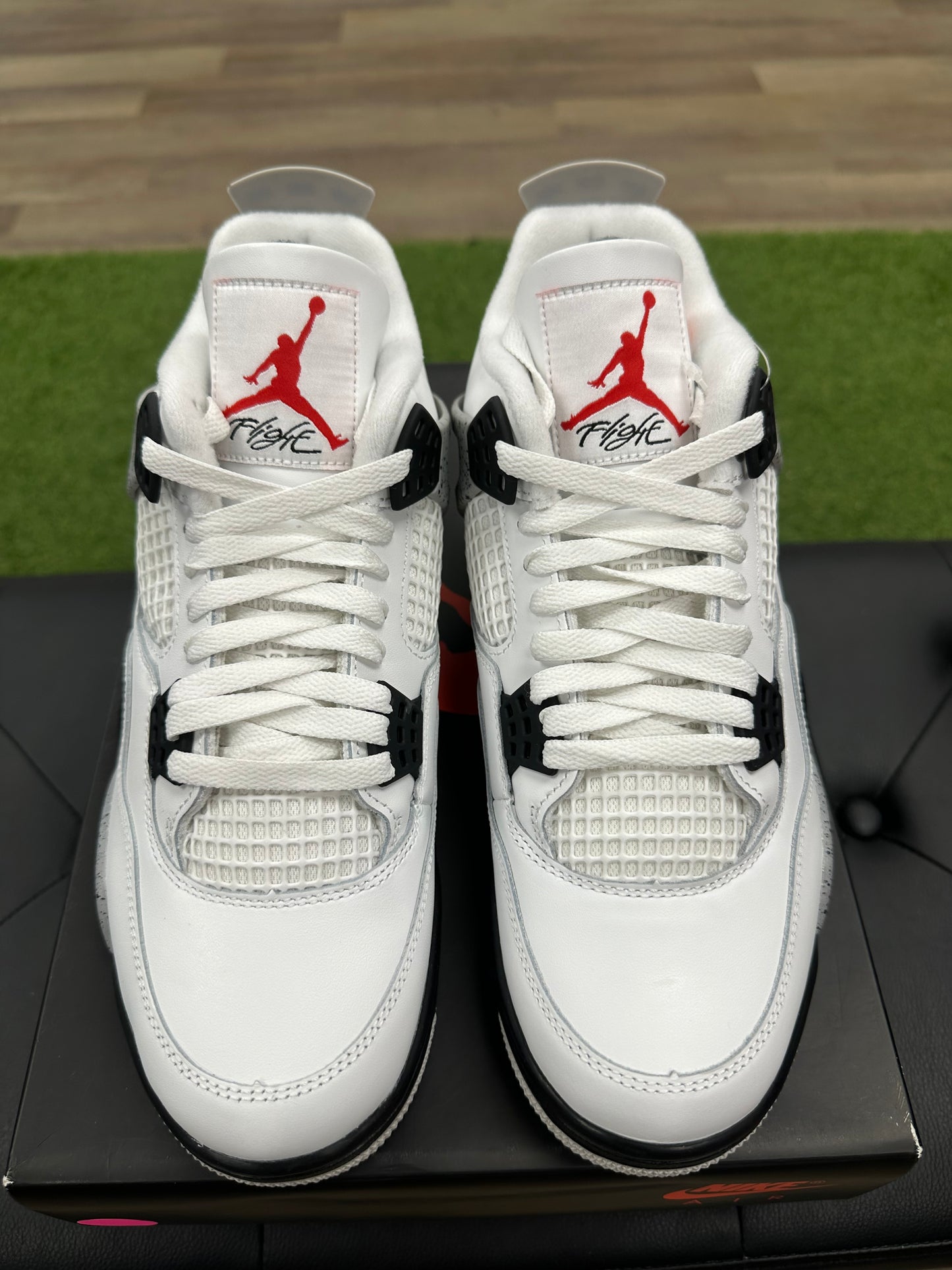 Jordan 4 Retro White Cement (2025) - Size 10