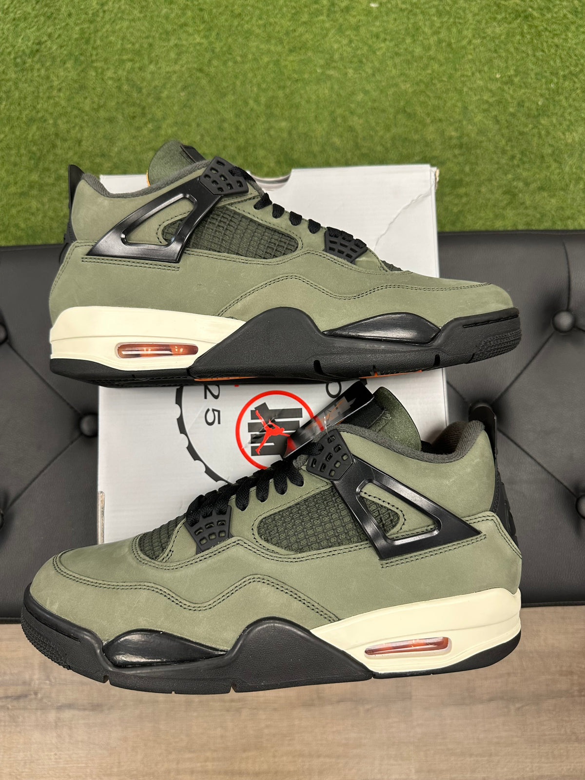 Jordan 4 Retro OG SP Undefeated (2025)