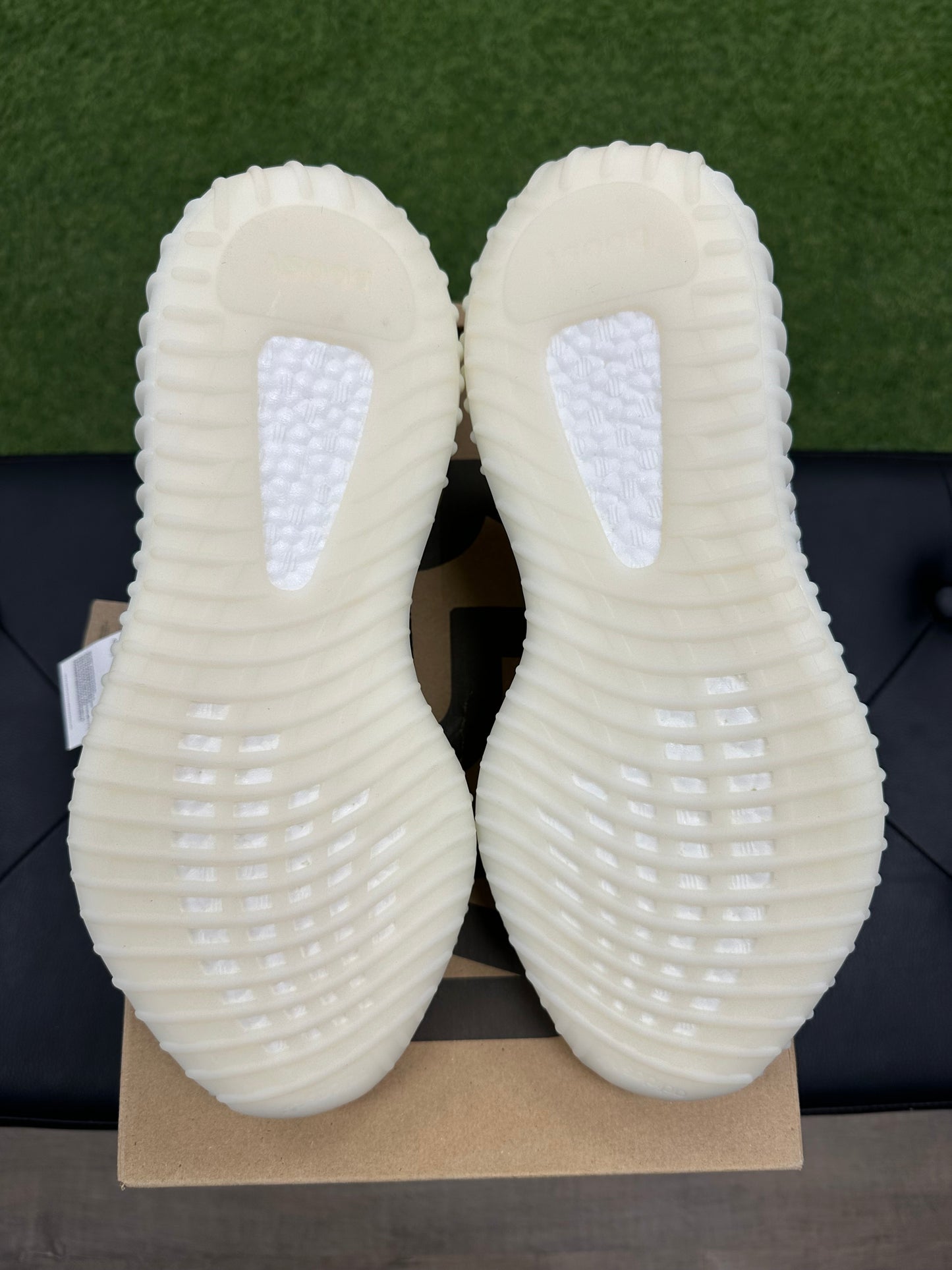 adidas Yeezy Boost 350 V2 Zebra - Size 10.5