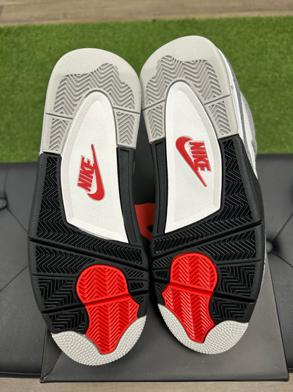 Jordan 4 Retro White Cement (2025) - Size 11