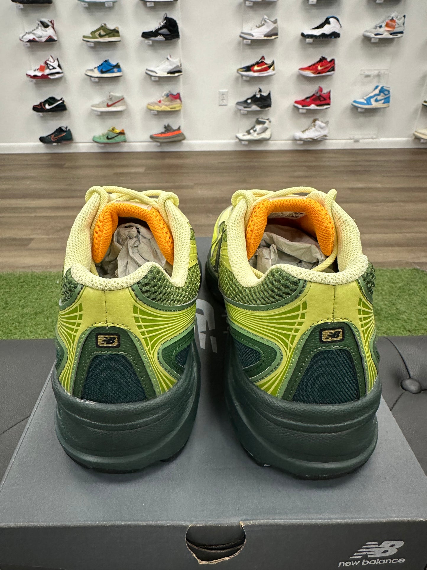 New Balance 740 Concepts Brut - Size 10 (U)