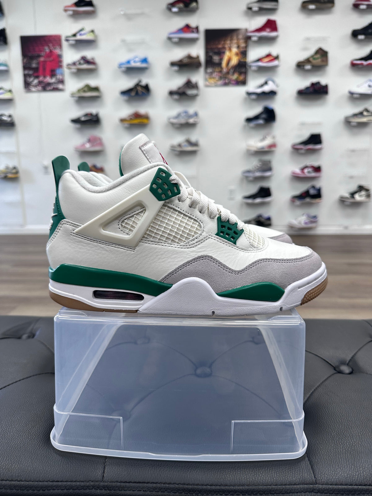 Jordan 4 Retro SB Pine Green
