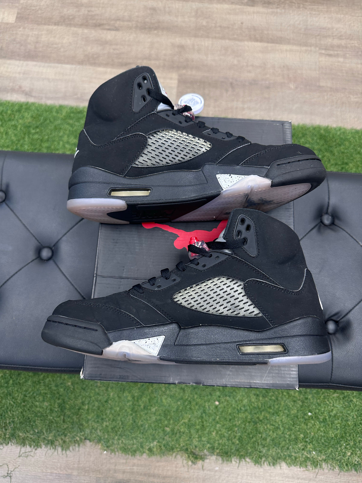 Jordan 5 Retro Black Metallic (2016)