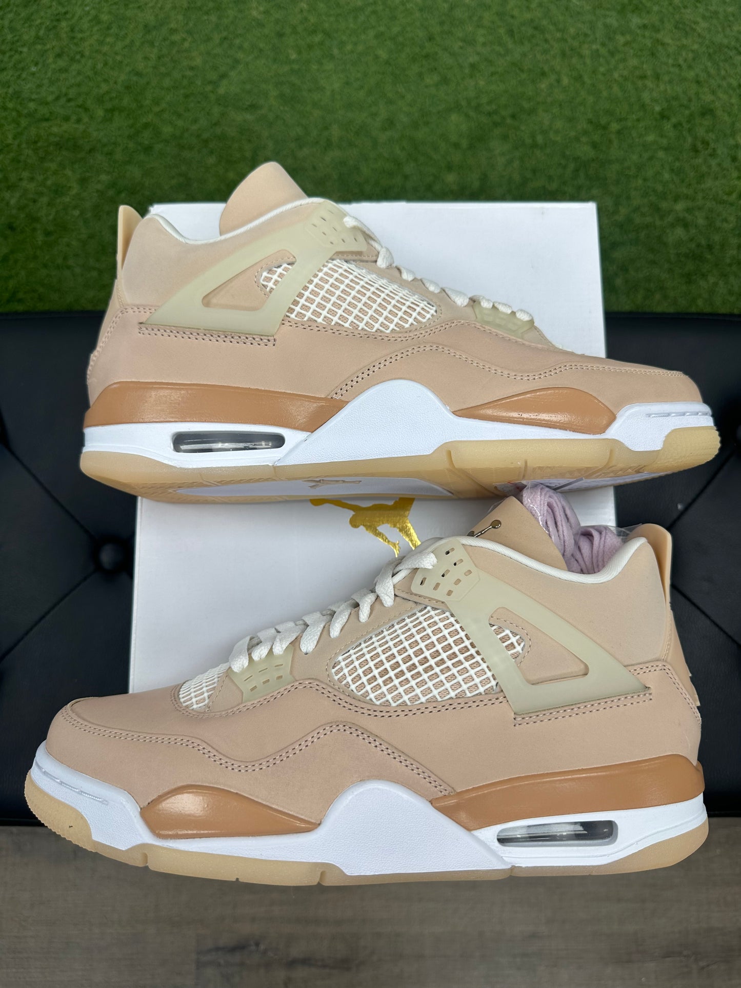 Jordan 4 Retro Shimmer - Size 10M 11.5W