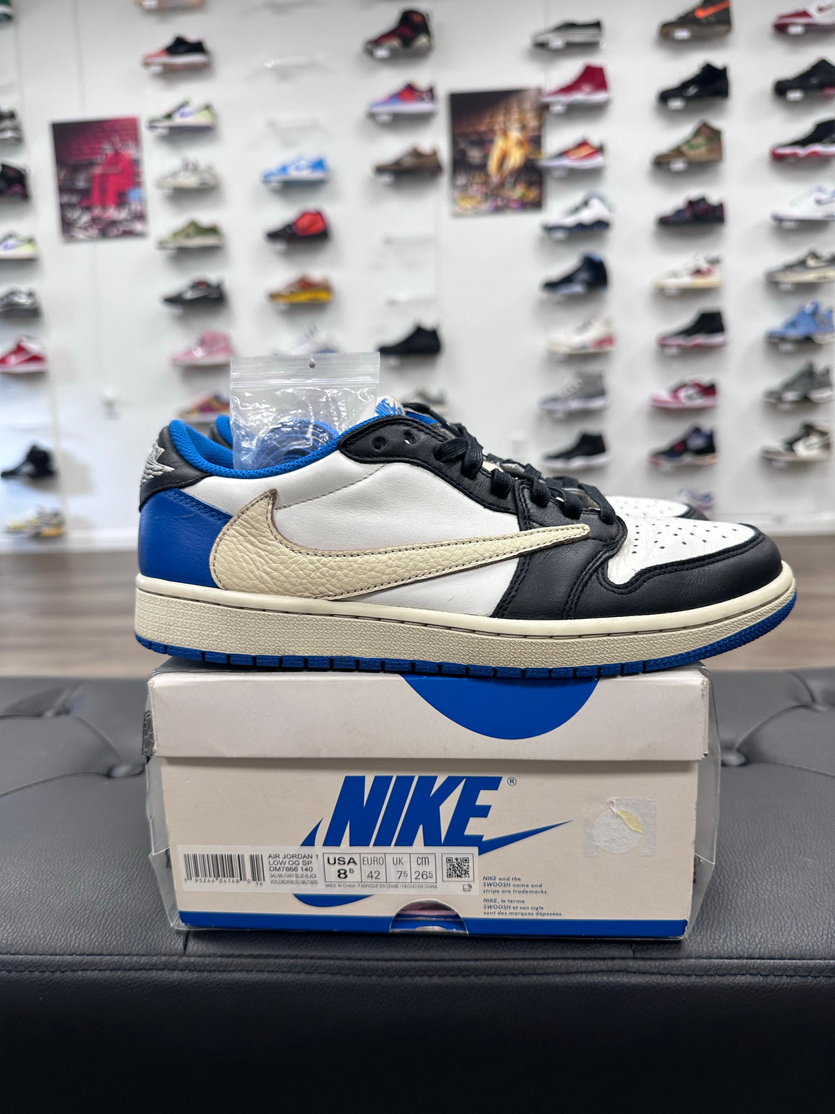 Jordan 1 Retro Low OG SP Fragment x Travis Scott