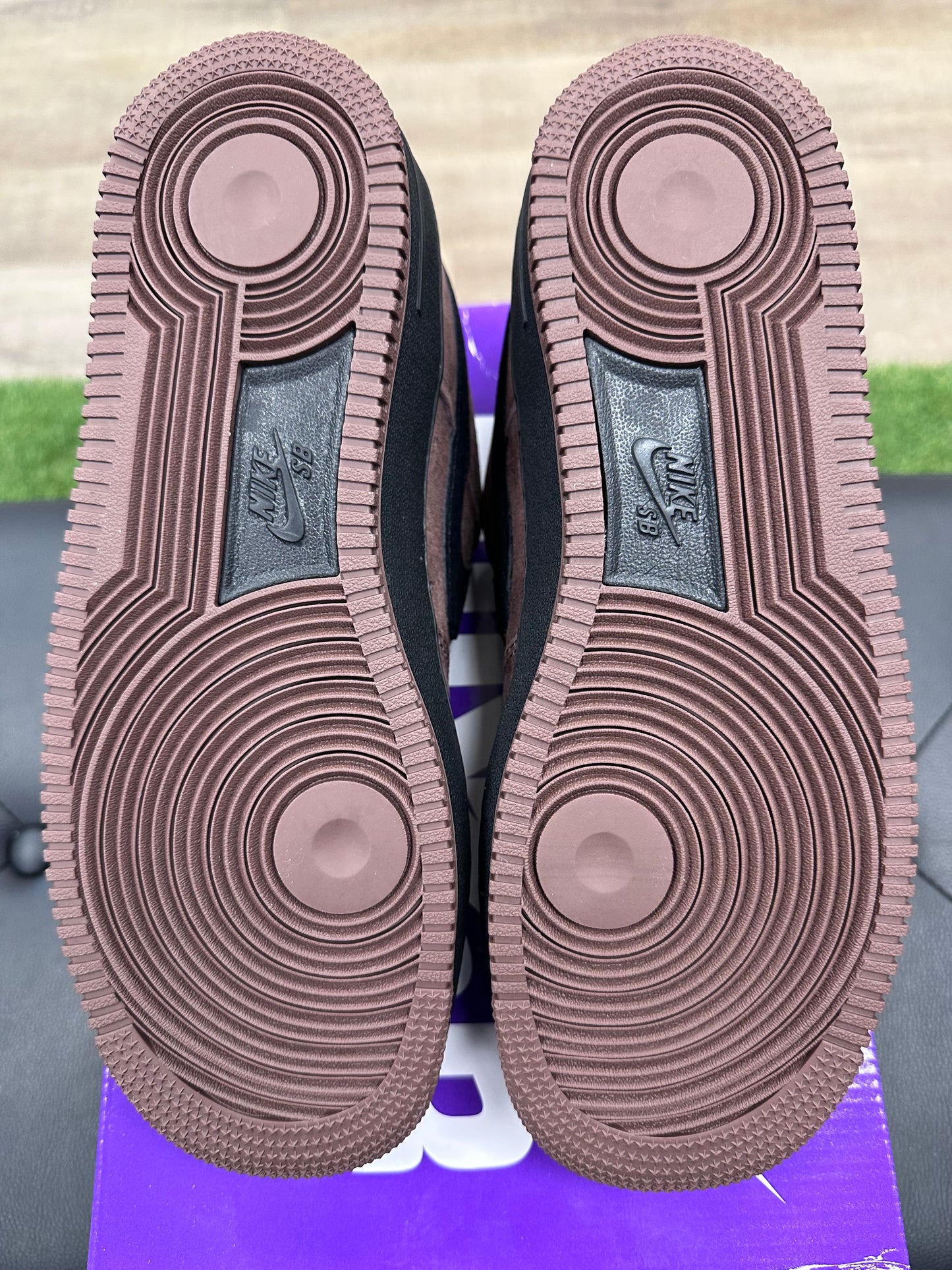 Nike SB Air Force 1 Low Light Chocolate Black - Size 9.5