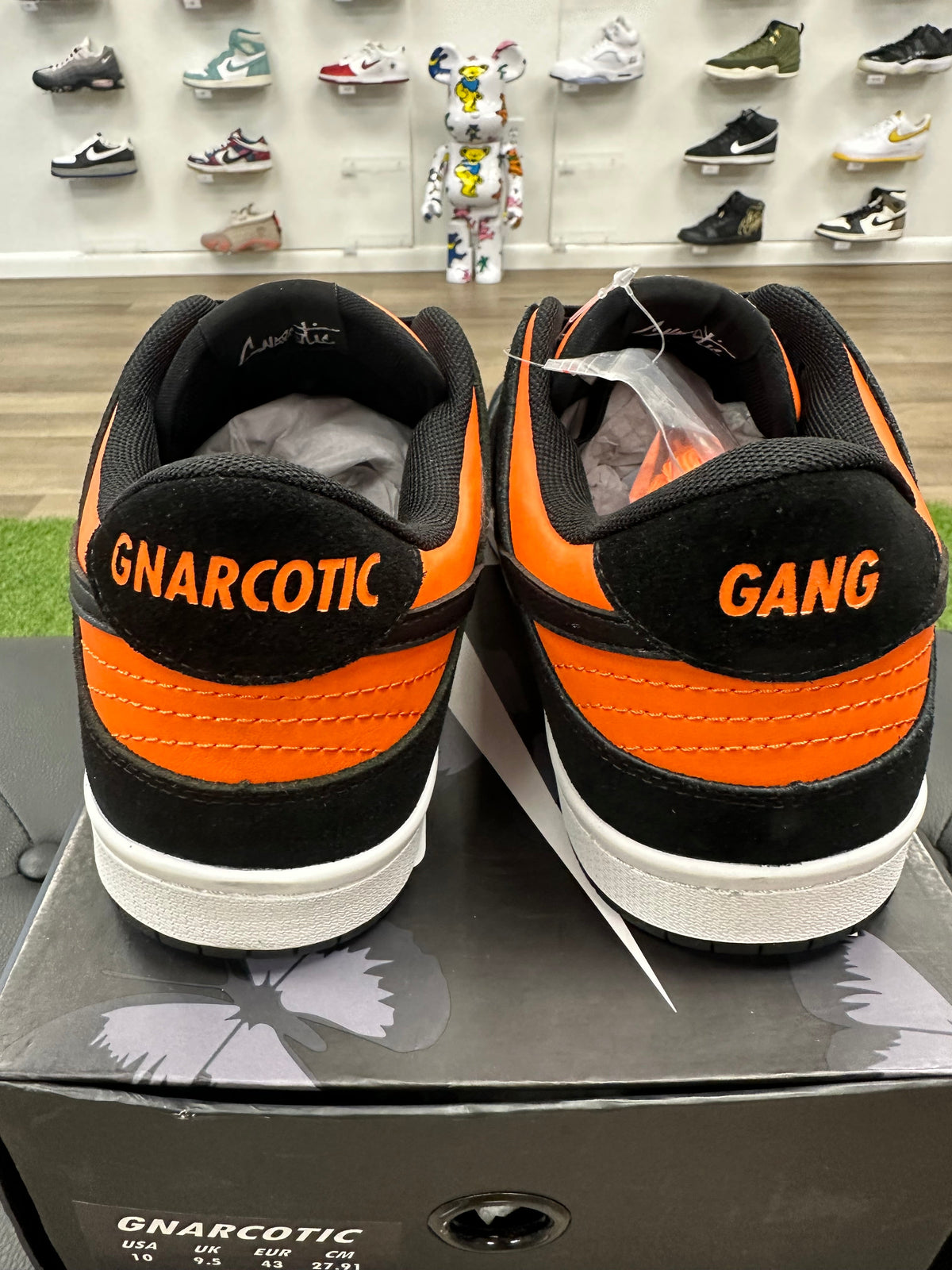 Gnarcotic SB Butterfly Effect Orange Black