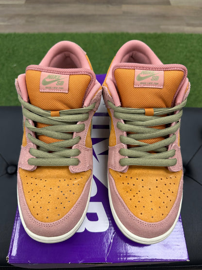 Nike SB Dunk Low Red Stardust - Size 10 (U)