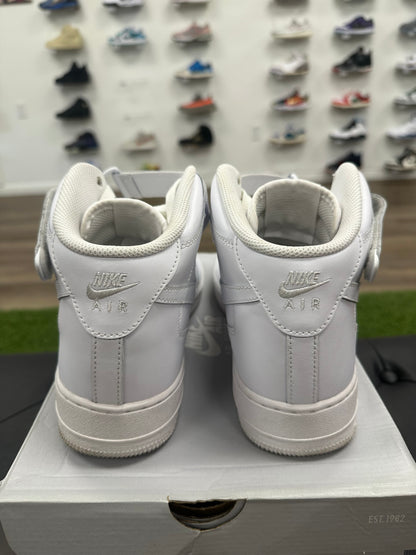 Nike Air Force 1 Mid '07 White - Size 11 (U)