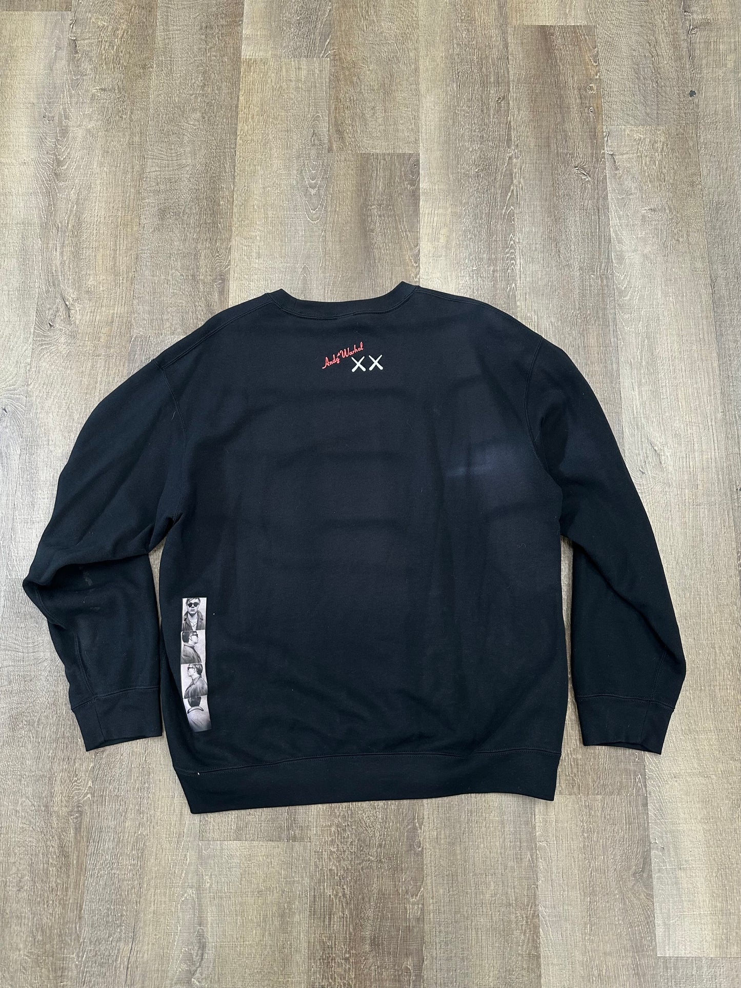 KAWS x Uniqlo Warhol Graphic 476119 Sweatshirt Black - Mens