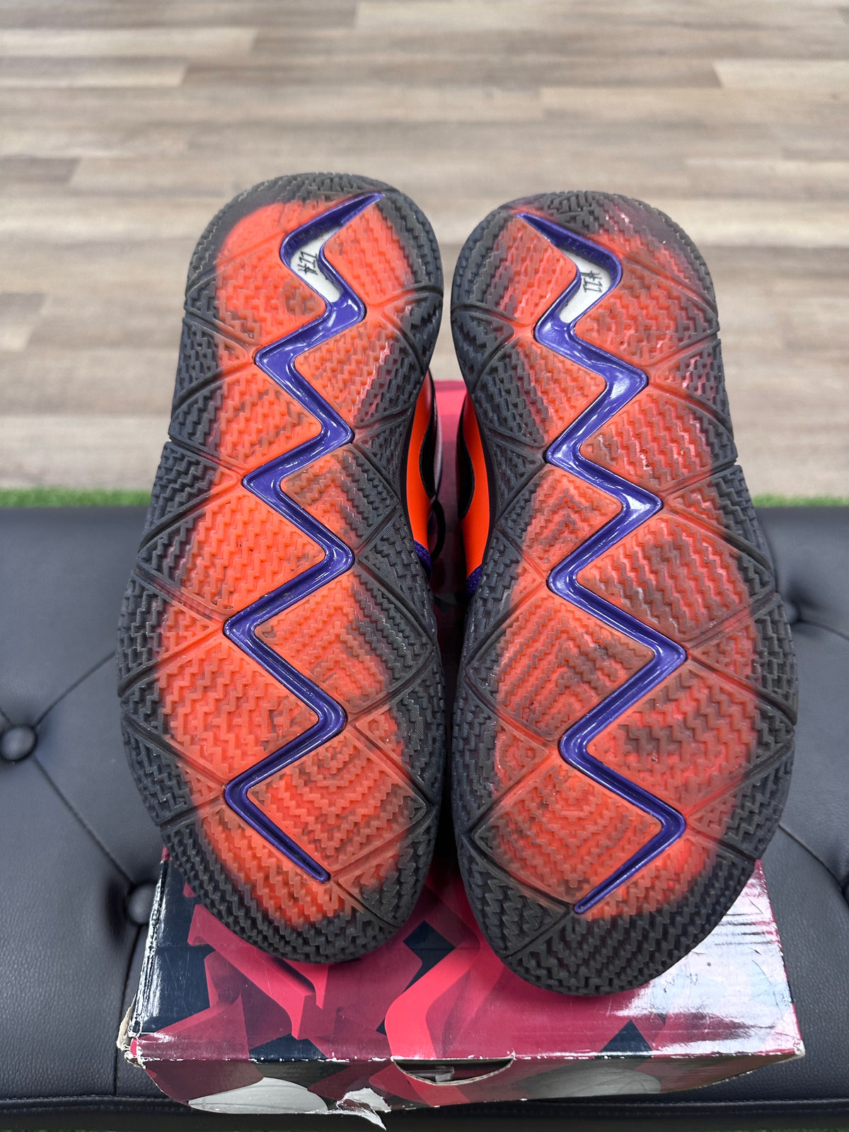 Nike Kyrie 4 Day of the Dead