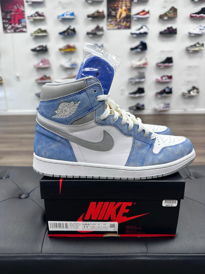 Jordan 1 Retro High Hyper Royal Smoke Grey