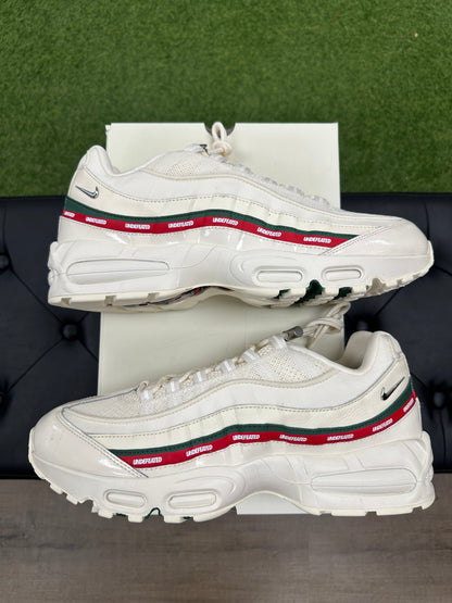 Nike Air Max 95 SP Undefeated Sail