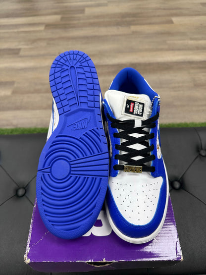 Nike SB Dunk Low Supreme Stars Hyper Royal (2021)