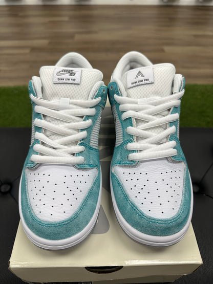 Nike SB Dunk Low April Skateboards - Size 9
