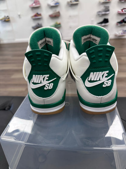 Jordan 4 Retro SB Pine Green