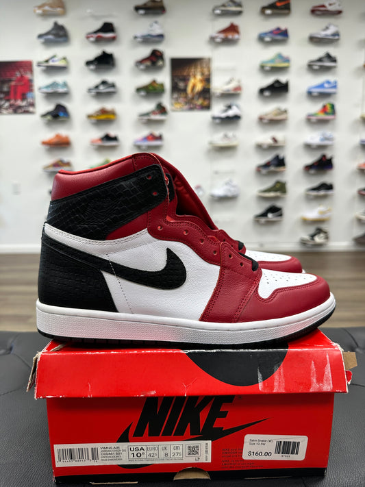 Jordan 1 Retro High Satin Snake Chicago - Size 9