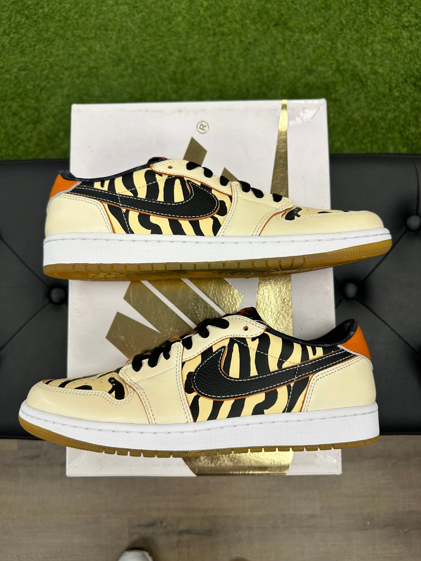 Jordan 1 Low OG Year of the Tiger - Size 10