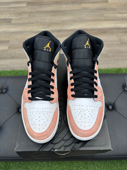 Jordan 1 Mid SE Flight Club