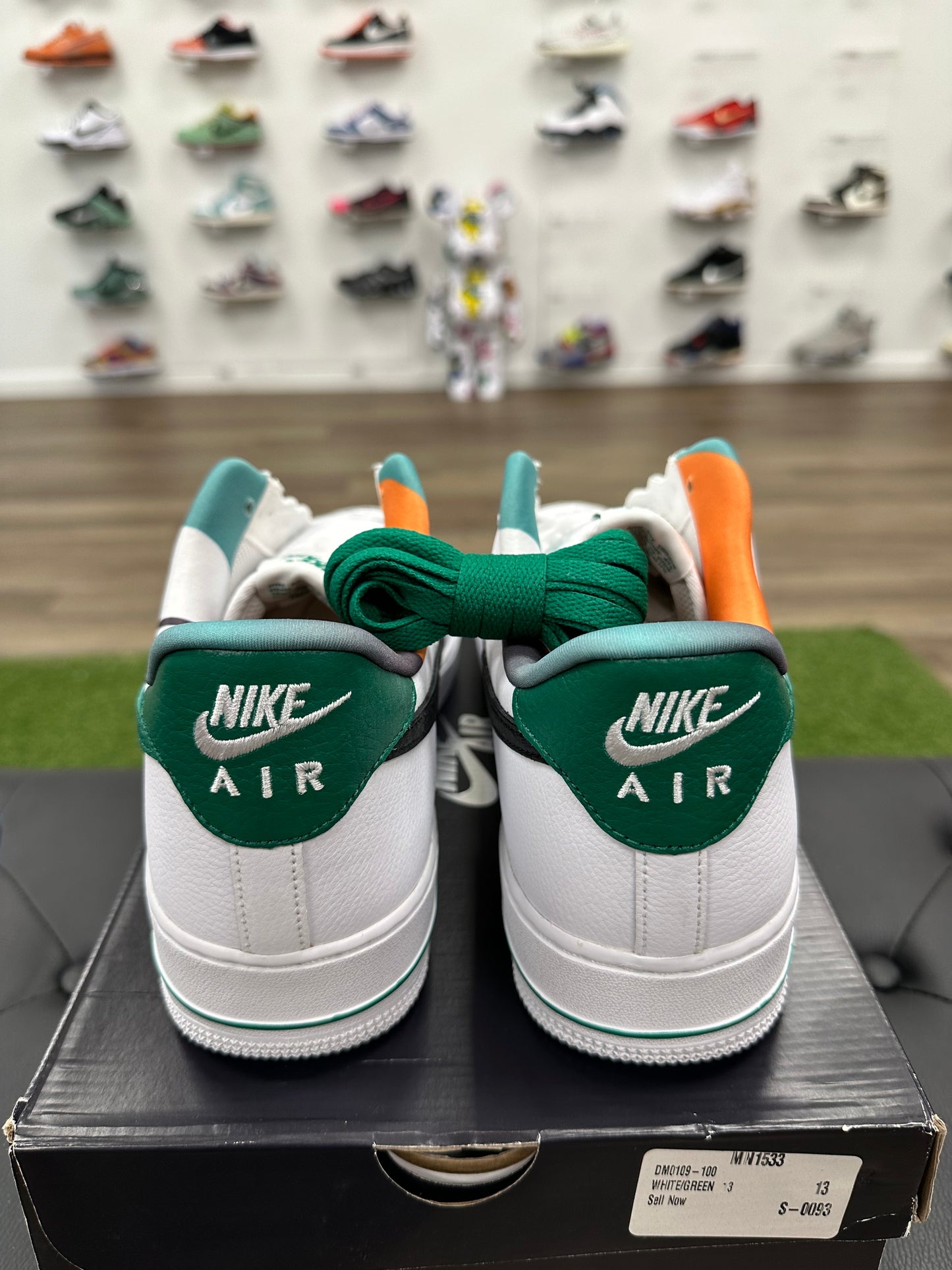 Nike Air Force 1 Low '07 LV8 White Malachite - Size 13