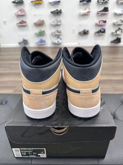 Jordan 1 Mid SE Flight Club - Size 12 (U)