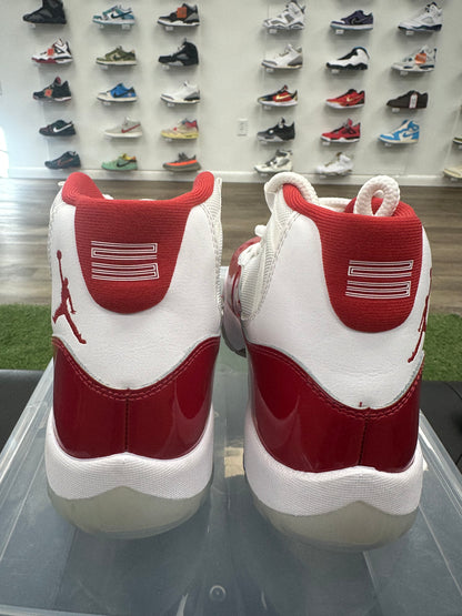 Jordan 11 Retro Cherry (2022) - Size 9 (U)