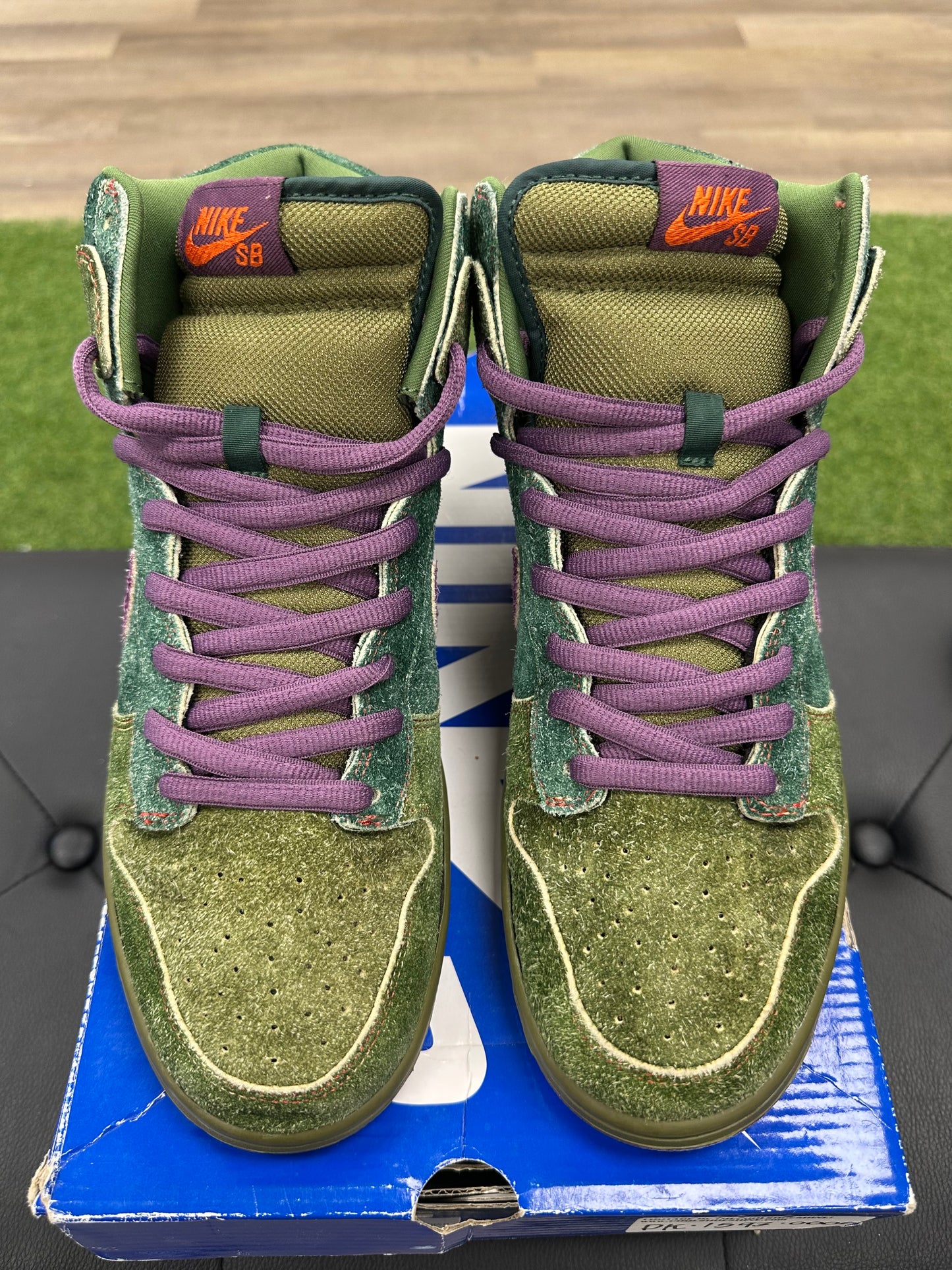 Nike SB Dunk High Skunk 420 - Size 10 (U)