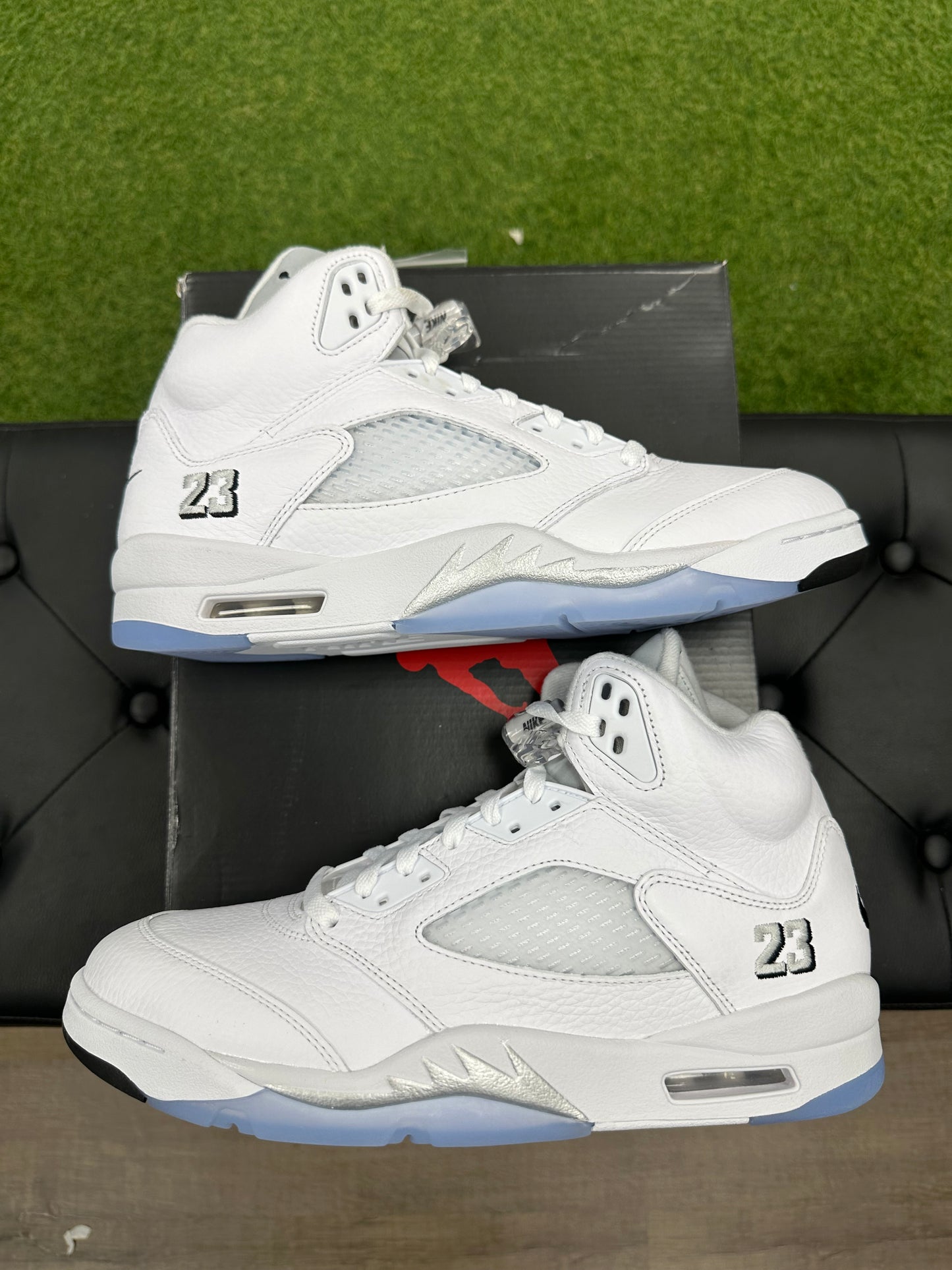 Jordan 5 Retro White Metallic (2026) - Size 11
