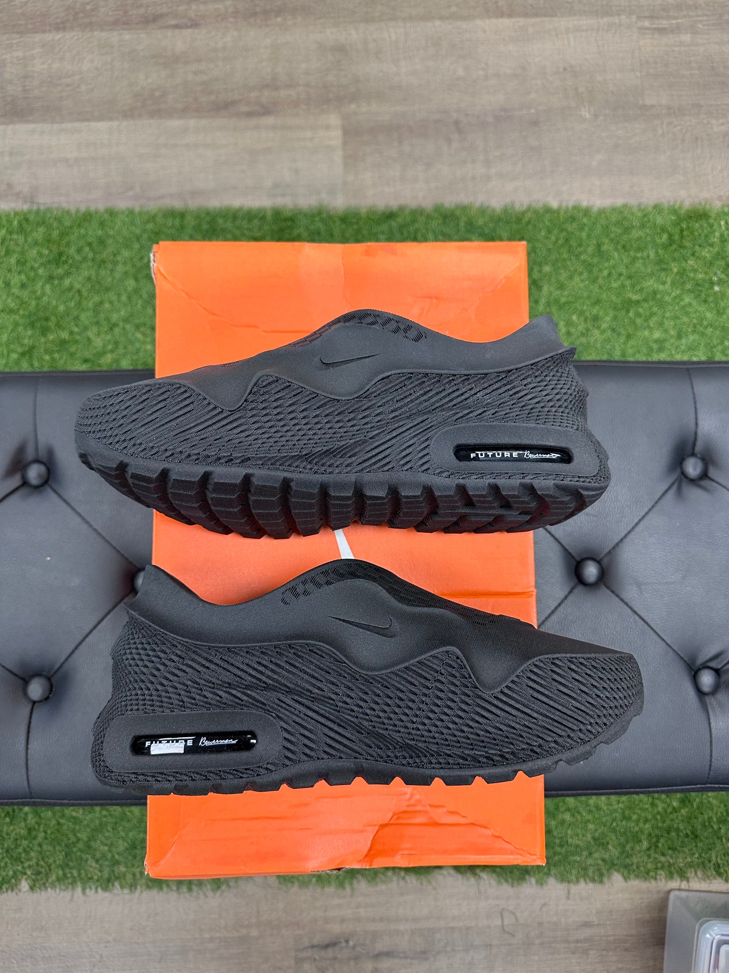 Nike Air Max 1000.2 Black - Size 10