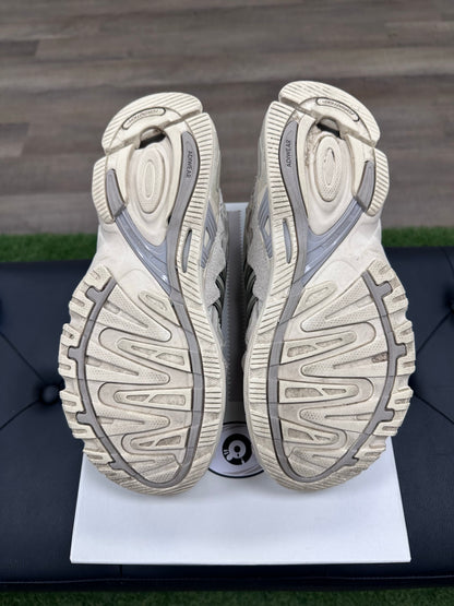 adidas Response CL Bad Bunny Wonder White
