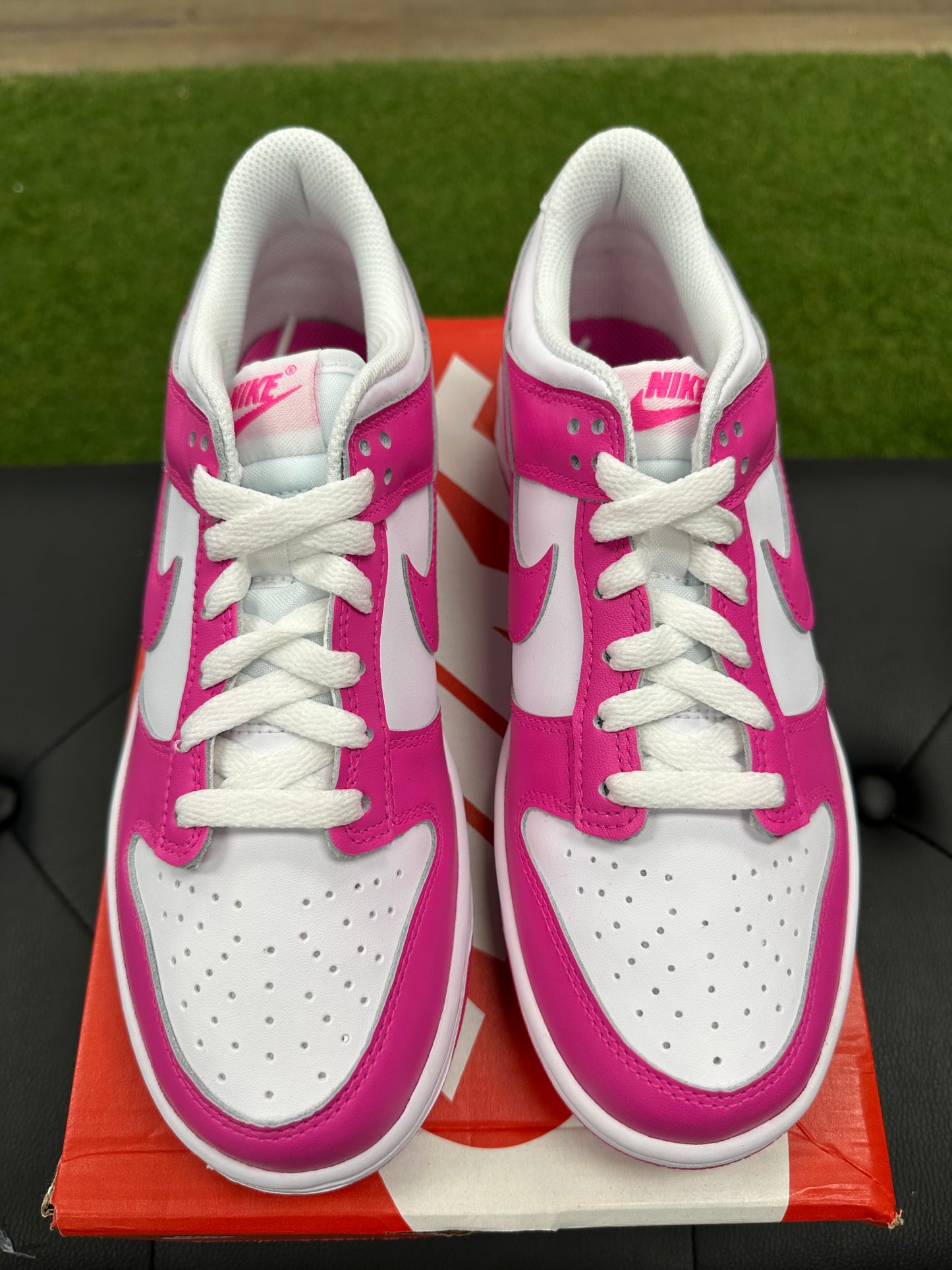 Nike Dunk Low Laser Fuchsia (GS) - Size 6.5Y (U)